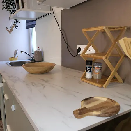 Avec Son Toit Terrasse, En Plein Coeur De Apartment *